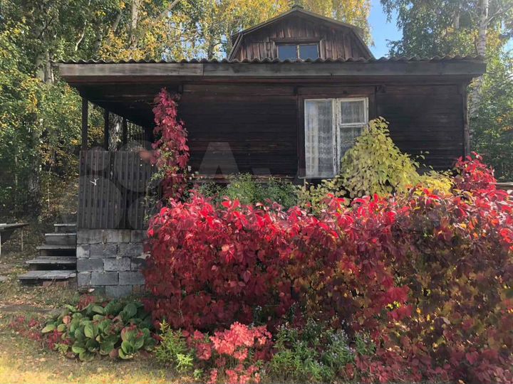 Дом 40 м² на участке 12,7 сот.