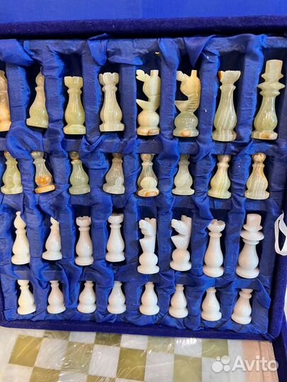 Шахматы из оникса