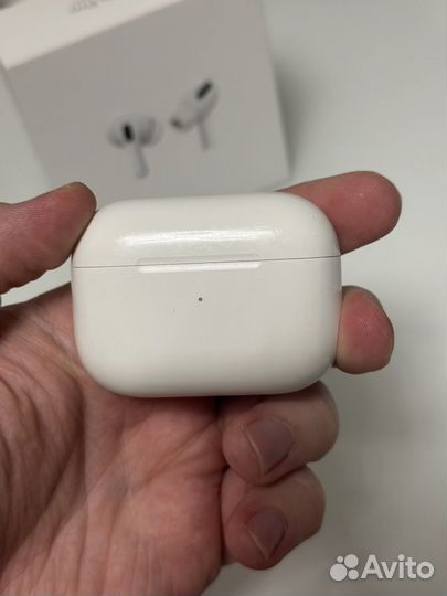 Наушники Apple Airpods pro