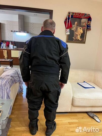 Костюм для дайвинга