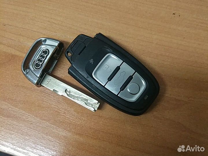Смарт ключ зажигания Audi a4 a5 a6 a7 a8 q5 s5 s4