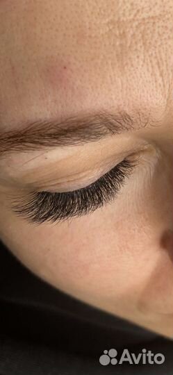 Ресницы наращивание. Ламинирование. Маникюр