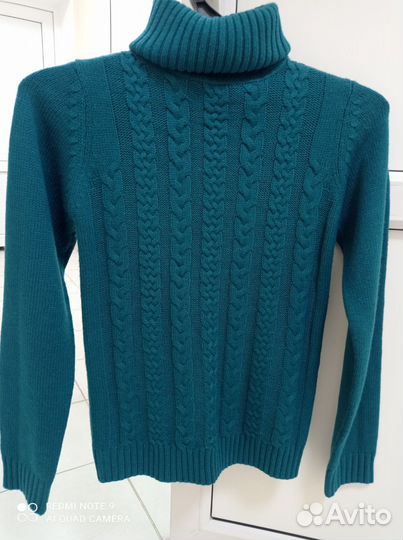 Пиджаки Жакеты свитера блуз костюмы жен.44 46 р