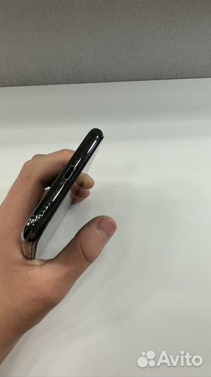 iPhone X, 64 ГБ