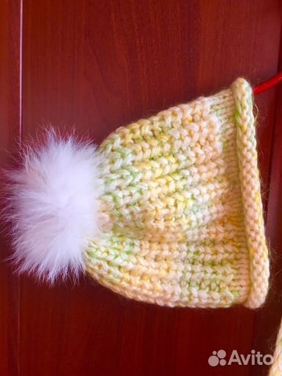 Вязаный комплект шапка и шарф