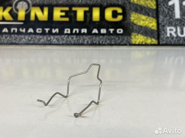 Фиксатор лампы фары Скоба Sandero 2009 Сандеро