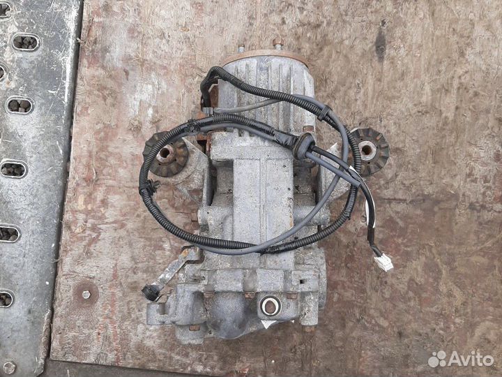 Редуктор заднего моста мост Мицубиси Аутлендер XL