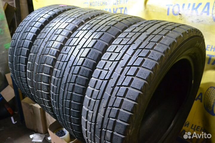Yokohama Ice Guard IG30 215/60 R16