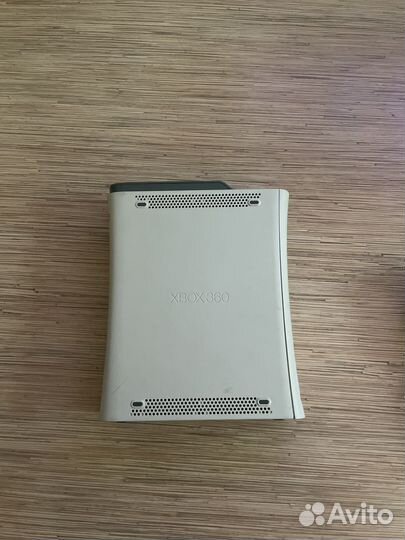 Xbox 360 белый