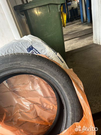 Continental ContiWinterContact TS 860 225/50 R17