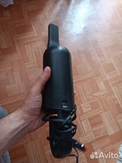 Автомобильный пылесос