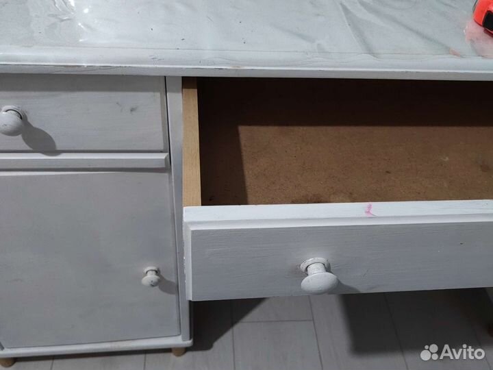 Туалетный столик