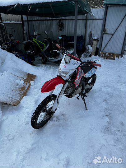 Питбайк Irbis TTR125R