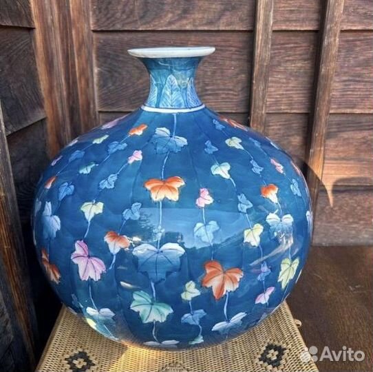 Ваза ручная работа. Кутани. Япония