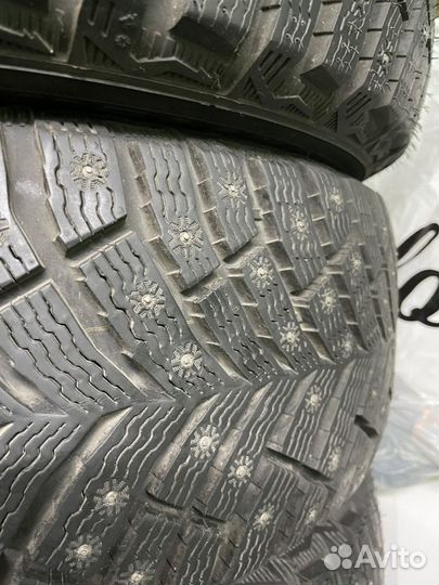 Michelin X-Ice North 4 205/55 R16