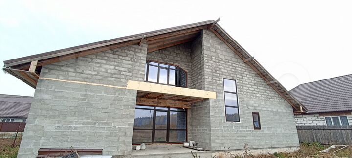 Дом 250 м² на участке 10 сот.
