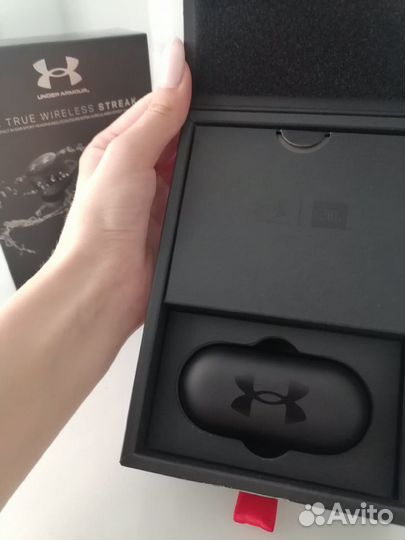 Bluetooth JBL Under Armour True Wireless Streak