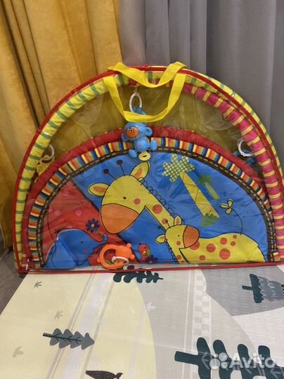 Развивающий коврик детский
