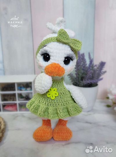 Вязаная игрушка амигуруми Гусь