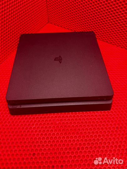 Игровая приставка Sony PlayStation 4 (Дм)