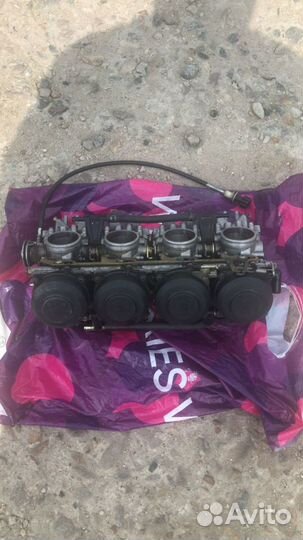 Продаются карбюраторы на ямаху р 6 2000г