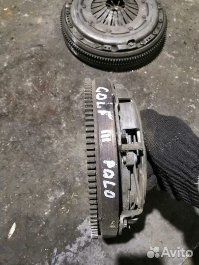 Маховик VW Golf III 1.4-1.6
