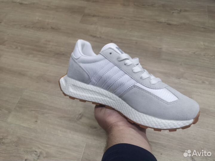 Кроссовки Adidas Retropy e5