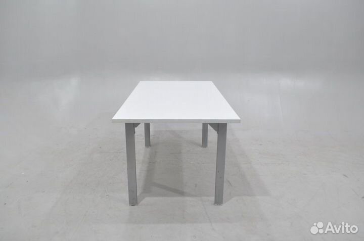 Офисная мебель стол