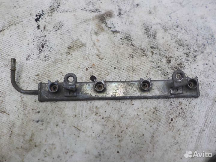 Топливная рейка (рампа) mitsubishi lancer 10