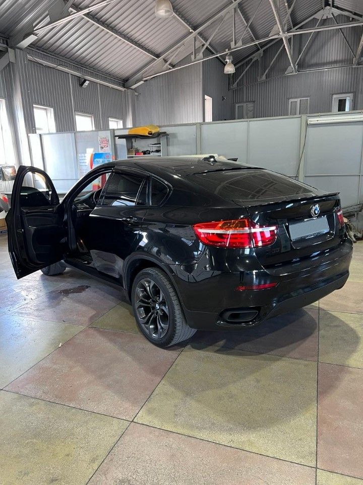 BMW X6: фото владельца