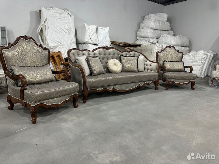 Мягкая мебель диваны и кресла