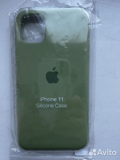 Чехол на iPhone 11