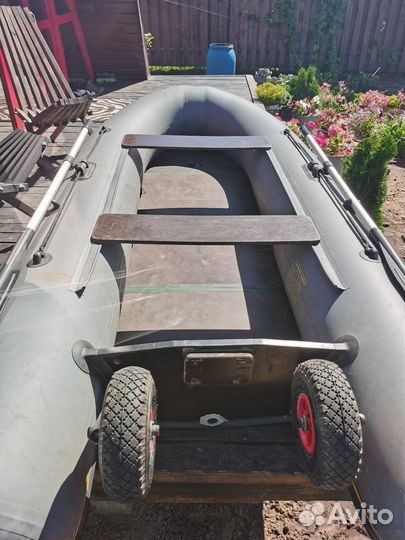 Надувная лодка пвх 3,1м