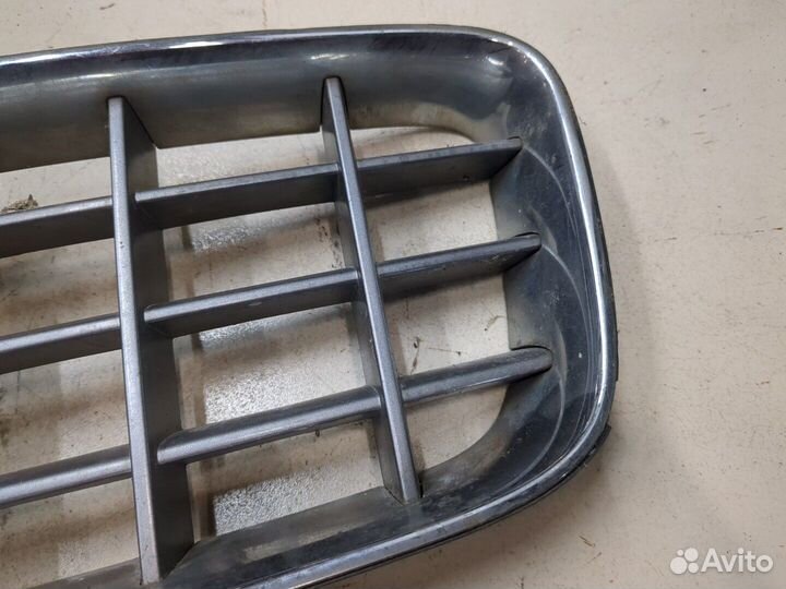 Решетка радиатора Volvo XC90, 2005