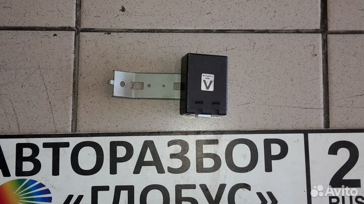 Блок управления центральным замком Sentra B17