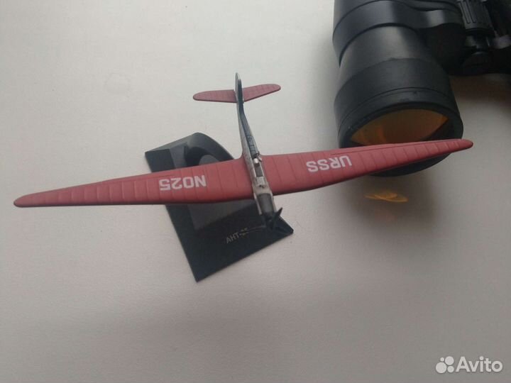 Модель самолета метал ант -25