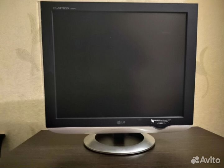 Монитор LG flatron