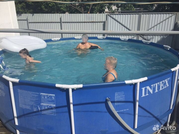 Каркасный бассейн intex