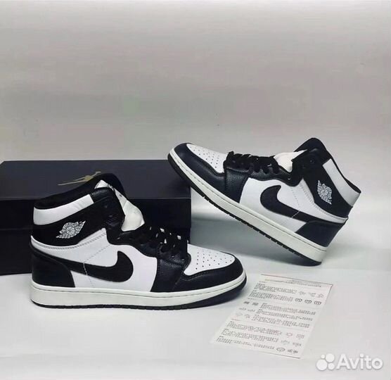 Кроссовки Air jordan