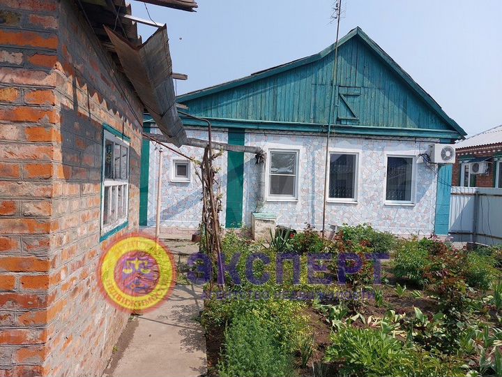 Дом 52 м² на участке 6 сот.