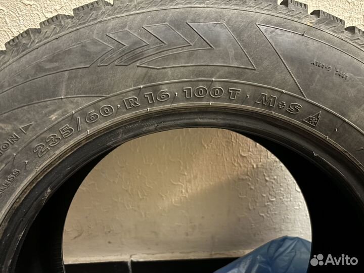 Nokian Tyres Hakkapeliitta 4 235/60 R16 100T