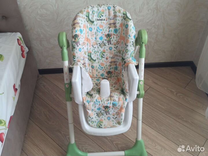 Стульчик для кормления babyton