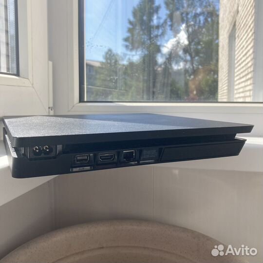 Ps4 slim + дорогие игры + 2 ориг джостика