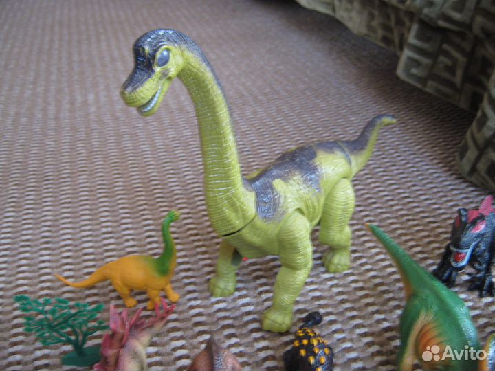 Динозавры игрушки. Лот 2