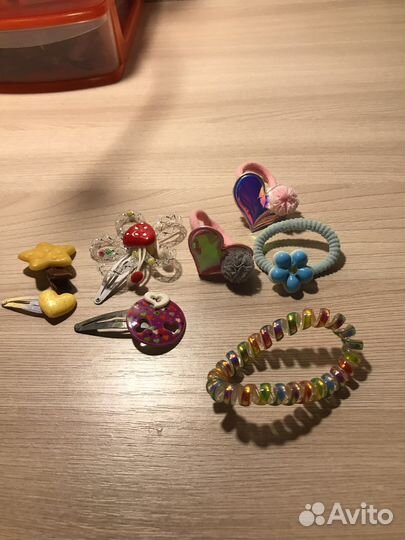 Резинки и заколки