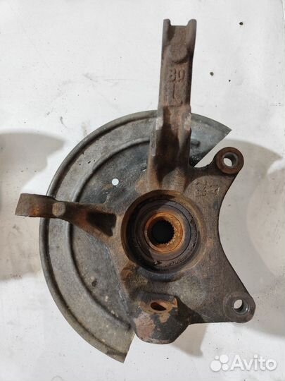 Поворотный кулак Рено дастер 2 мотор 1.3