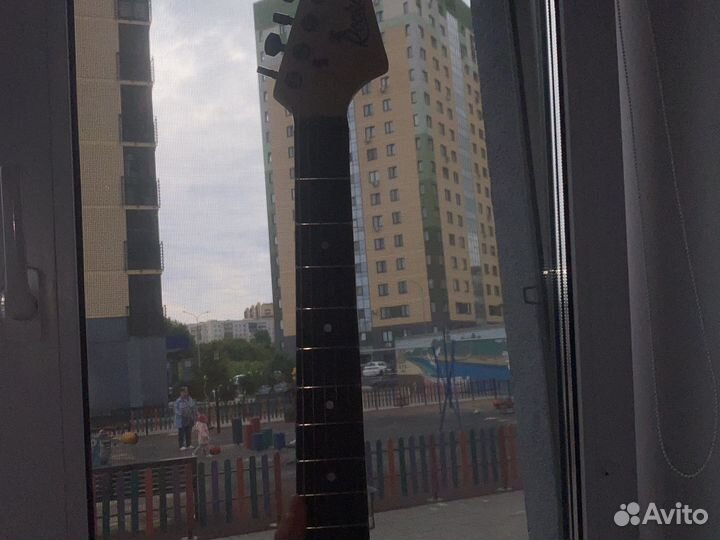 Электрогитара Rocket