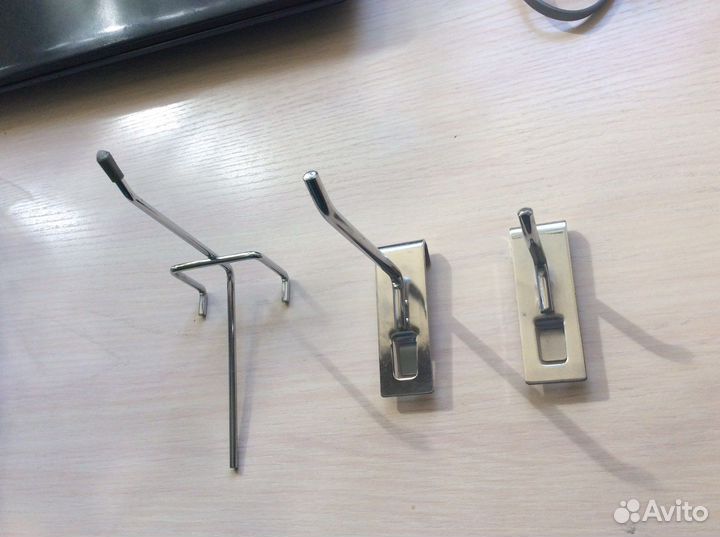 Крючки на перфорацию и сетку 120 мм