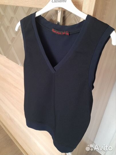 Школьная безрукавка р.146 для мальчика