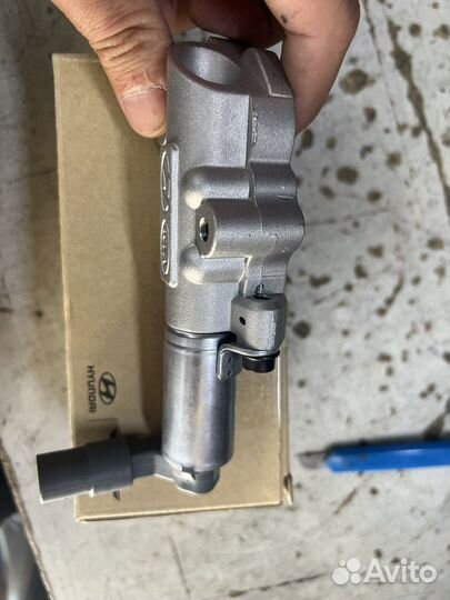 Клапан контроля потока масла 243603CAB0